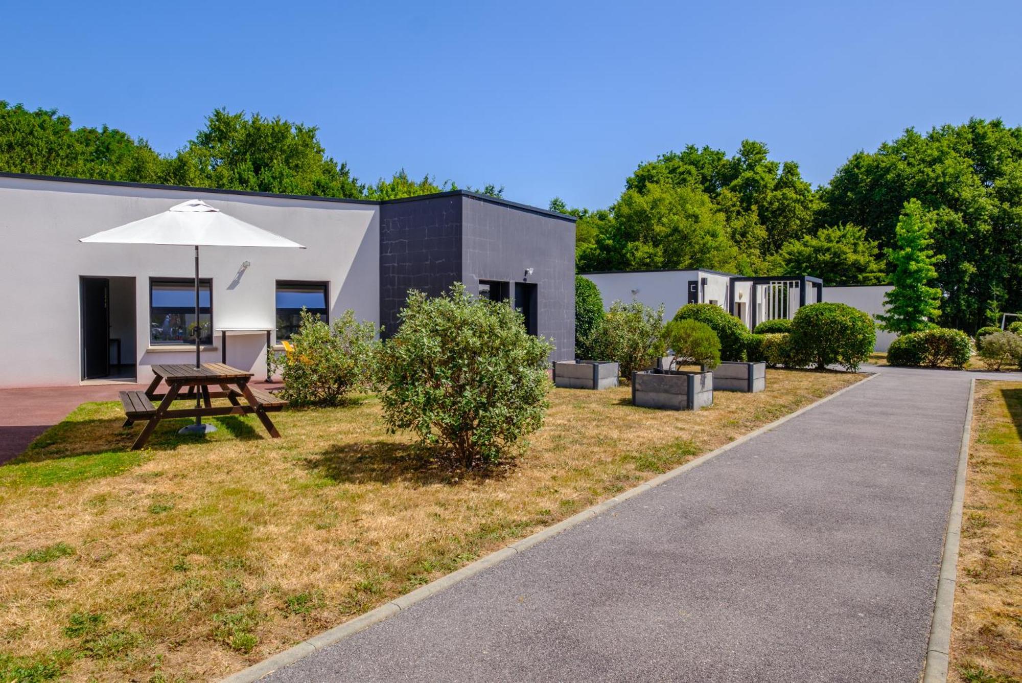 Logis Auberge De La Foret Le Gavre Exterior photo